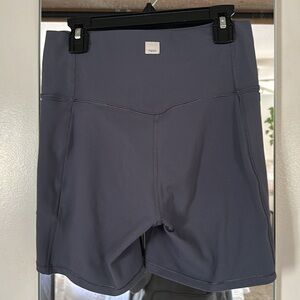 Vuori Shorts Slate Grey Size Small